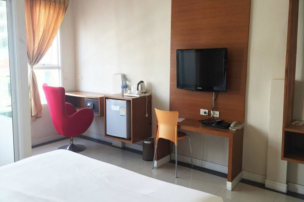 V Style Boutique Hotel Pattaya Luaran gambar