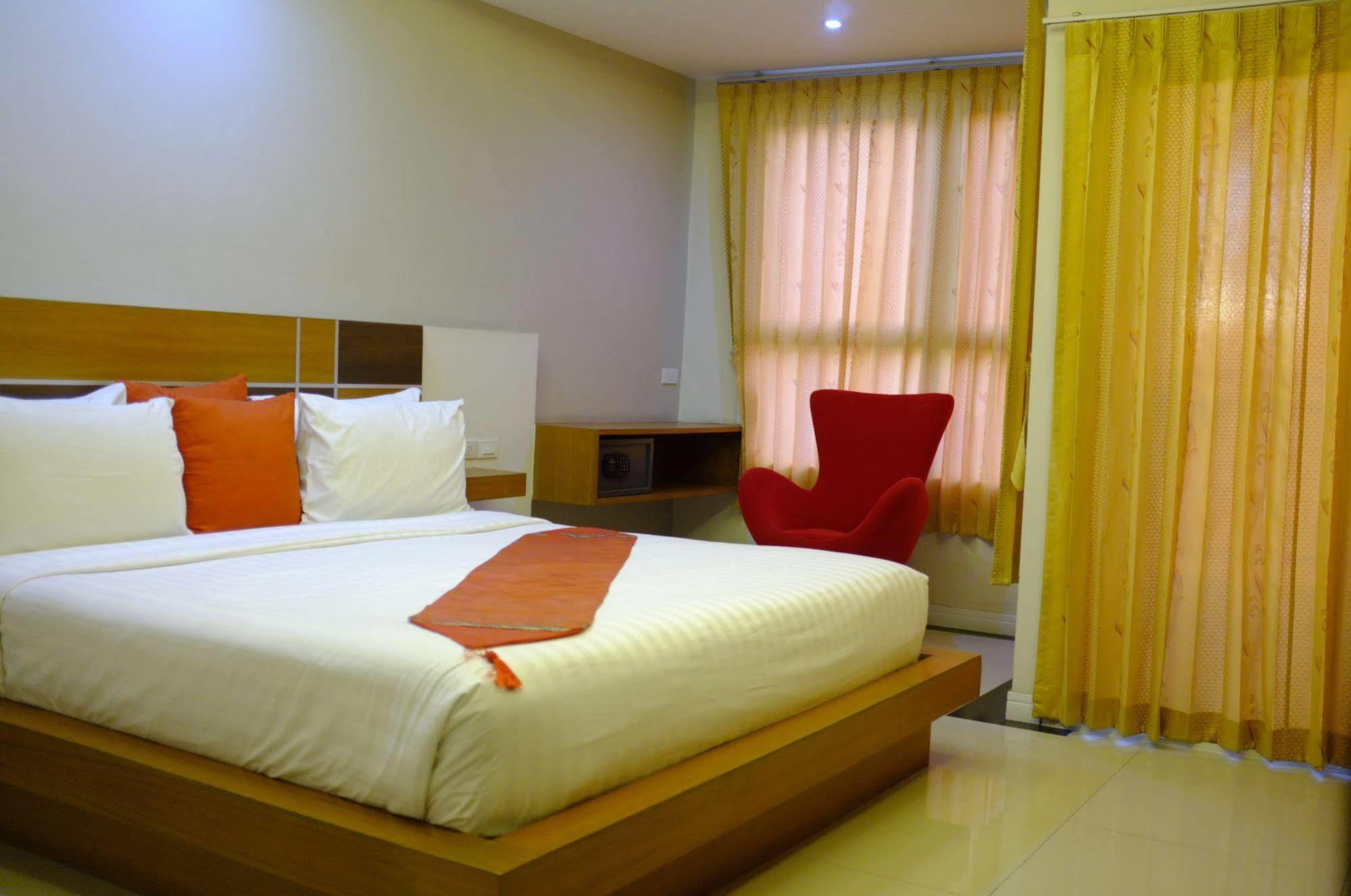 V Style Boutique Hotel Pattaya Luaran gambar